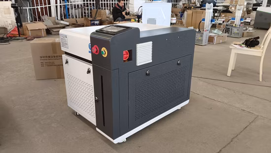 Mini saldatore laser 1000W Macchina portatile per la pulizia del taglio della saldatura laser a fibra portatile 4 in 1 per acciaio inossidabile